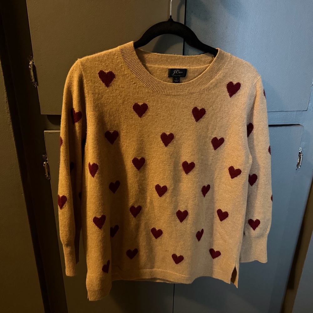 Heart Patterned Sweater - Picture 2 of 7